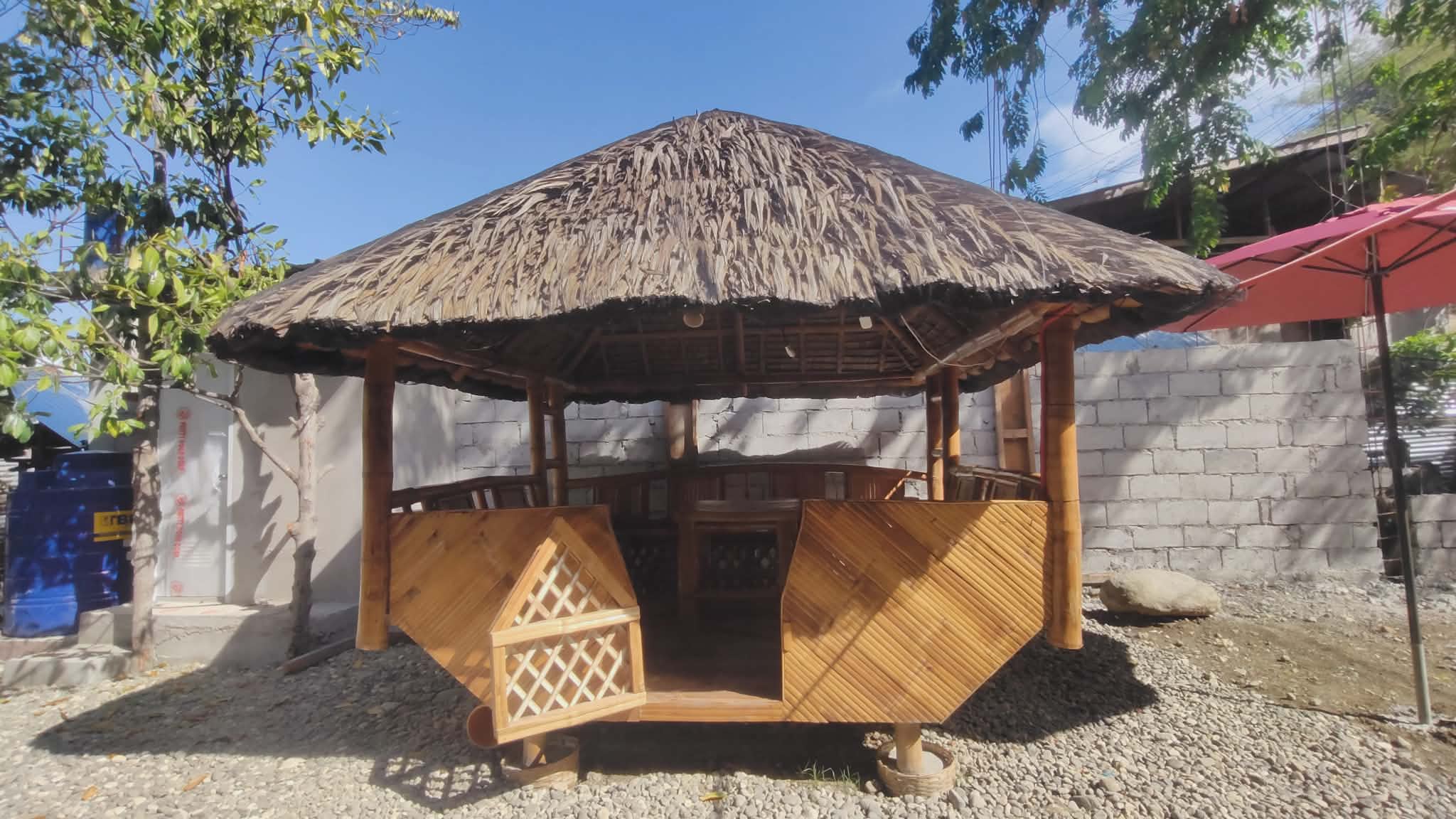 More Cozy Lounges